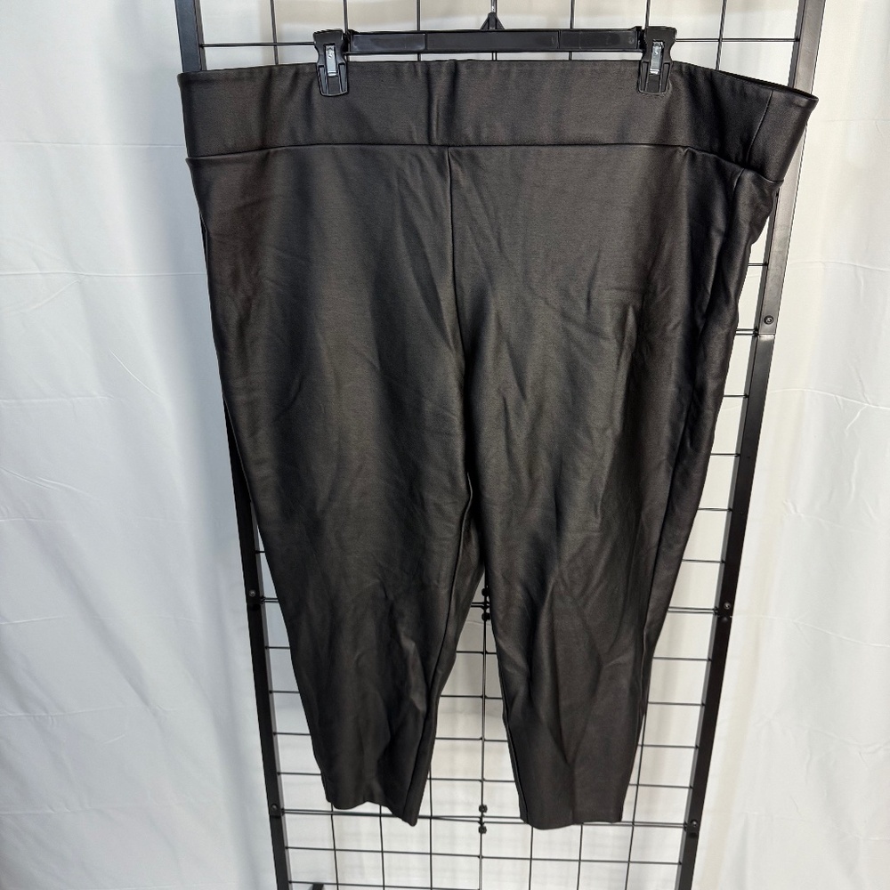 Torrid 5X Black Faux Leather Pixie Skinny Pant